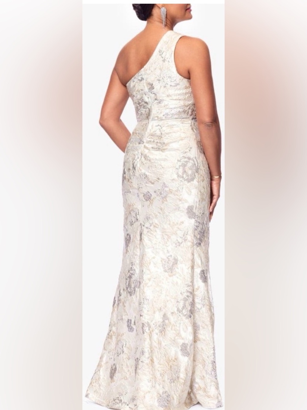 Xscape One-Shoulder Metallic Floral Evening Gown Champagne Gold. Size 14P. NWT - Picture 7 of 15
